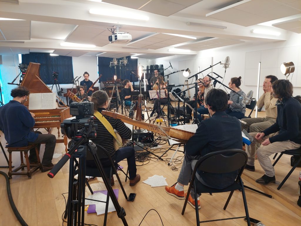L'Institut Musical de Vendée a ouvert ses portes à l'association Grande Vendée pour l'enregistrement d'un album de musique.