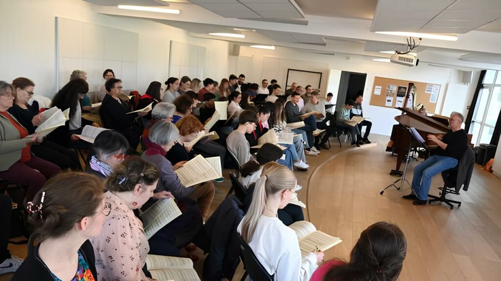Deux concerts exceptionnels à la basilique de Saint-Laurent-sur-Sèvre : 65 choristes de l'IMV et de l'Ensemble Vocal Polymnie interprètent le Requiem de Duruflé.